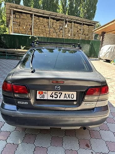 Унаа сатуу: Mazda 626: 1999 г., 1.8 л, Кол менен иштөөчү, Бензин, Седан — 6