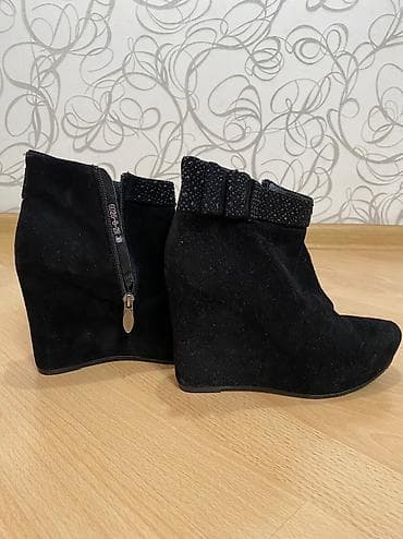 молодежная одежда бишкек: Ботинки, 39, Maria Moro, Новый, цвет - Черный, Самовывоз, Платная доставка — 6