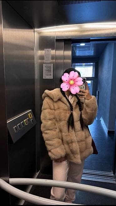 loreta пальто цены: Шуба трансформер из натурального меха с капюшоном. Брали за 100.000 — 2