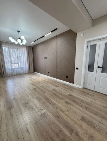 сдам квартиру в районе ошского рынка: 1 комната, 47 м², Элитка, 10 этаж, Дизайнерский ремонт — 2