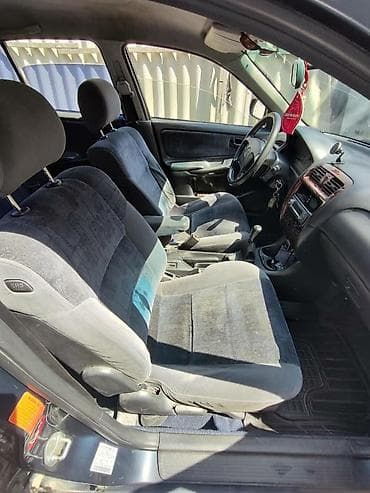 панель лексус: Mazda 626: 1998 г., 1.8 л, Кол менен иштөөчү, Бензин, Седан — 6