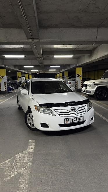 Toyota Camry: 2011 г., Автомат, Бензин, Седан