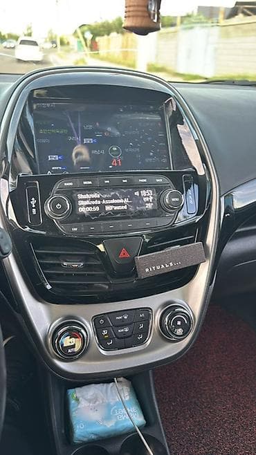 шевро: Chevrolet Spark: 2017 г., Автомат, Бензин, Хэтчбэк — 6