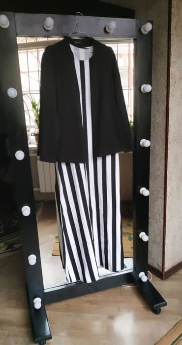 Линолеум: Гримёрный зеркало из массива.Размер 80/180. Реальному клиенту уступлю — 1