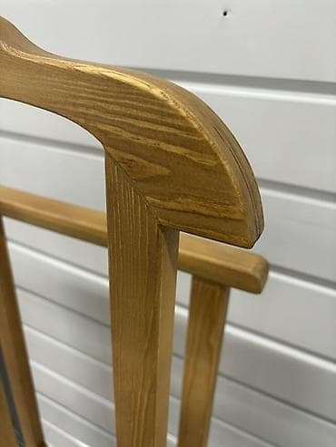 Вешалки: Напольная вешалка-стойка для одежды (слуга), дерево - Материал — 4