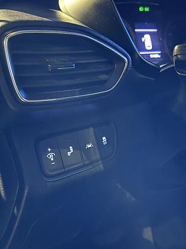 крузак: Hyundai Santa Fe: 2018 г., 2.4 л, Автомат, Бензин, Кроссовер — 7