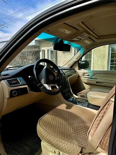 camry 1999: Cadillac Escalade: 2007 г., 6.2 л, Автомат, Бензин, Внедорожник — 3