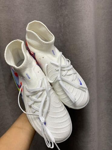 футбольные мячи купить в бишкеке: Сорокножки -Футбольная форма -Футбольные мячи для большого зала — 2