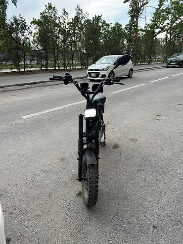 surron light bee: Электроскутер городского типа - Прочная стальная рама, широкая — 2