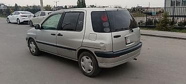 кузов таза: Toyota Raum: 2000 г., 1.5 л, Автомат, Бензин, Хэтчбэк — 5