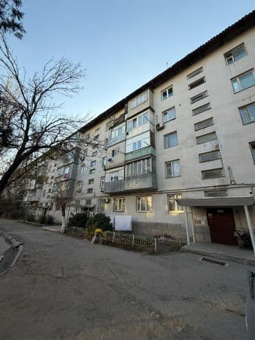 купить квартиру в бишкеке восток 5: 2 комнаты, 45 м², Индивидуалка, 4 этаж, Старый ремонт — 7