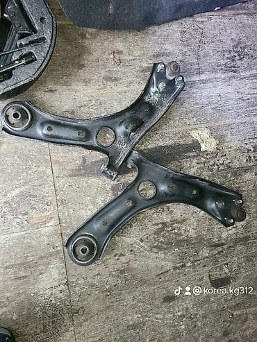 к5: Комплект рычагов Hyundai 2016 г., Б/у, Оригинал — 2