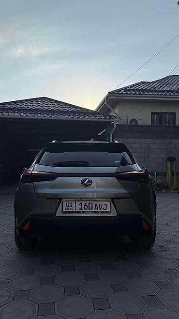 rx 330: Lexus UX: 2018 г., 2 л, Вариатор, Гибрид, Кроссовер — 7