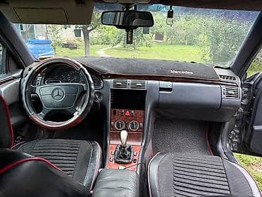 Продажа авто: Mercedes-Benz E-Class: 1995 г., 2.3 л, Механика, Бензин, Седан — 3
