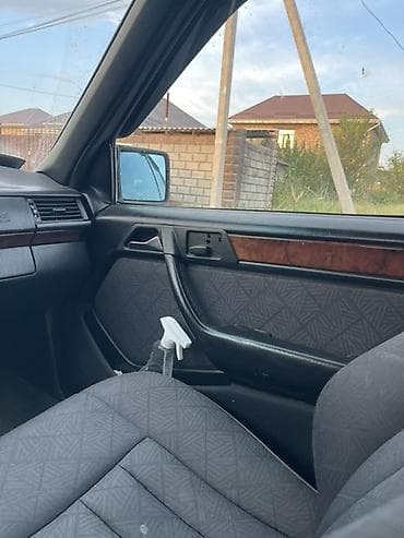 Продажа авто: Mercedes-Benz E-Class: 1995 г., 3.2 л, Автомат, Бензин, Седан — 8