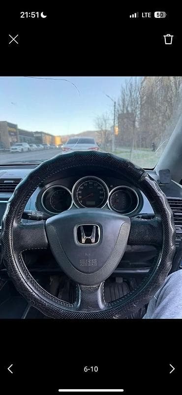 byd plus: Honda Fit: 2004 г., 1.3 л, Автомат, Бензин, Хэтчбэк — 9