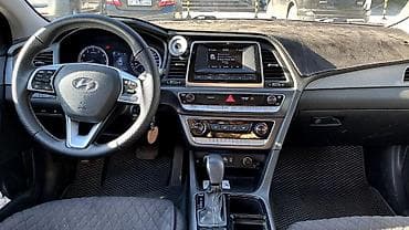 Продажа авто: Hyundai Sonata: 2018 г., 0.2 л, Автомат, Газ, Седан — 9