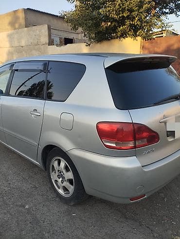 cdi 2 2: Toyota Ipsum: 2002 г., 2.4 л, Автомат, Бензин, Минивэн — 2