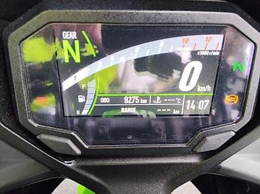 Спортбайк Kawasaki, 650 куб. см, Бензин, Взрослый, Б/у — 9