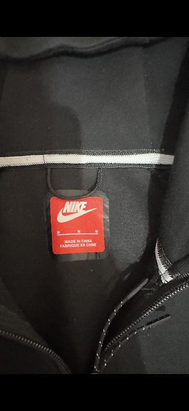Толстовки: Толстовка Nike с капюшоном на молнии. - Размер: M (указан на ярлыке) — 2