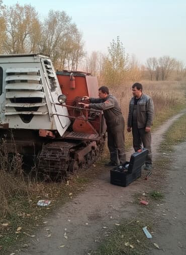 купить трактор мтз 82 бу дёшево: Зерноуборочный комбайн (советская/российская серия, колёсный) — 1