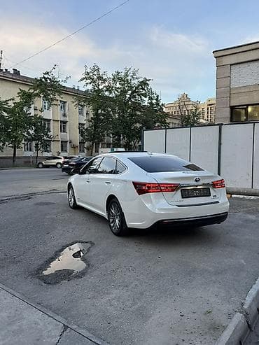 jac js6: Toyota Avalon: 2016 г., 2.5 л, Автомат, Гибрид, Седан — 3