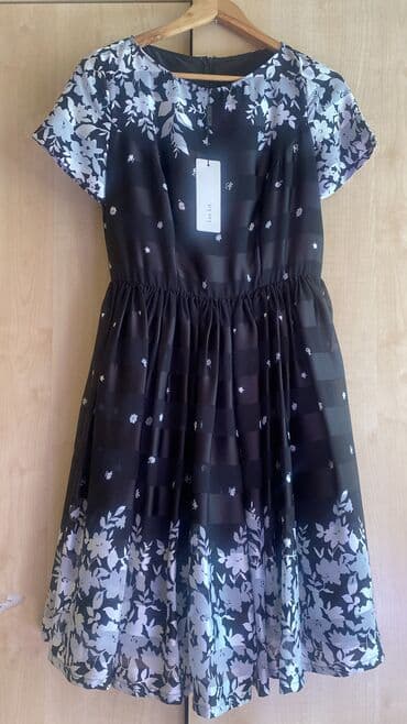 черное гипюровое платье с открытой спиной: Вечернее платье, Коктейльное, Короткая модель, Шелк, M — 1