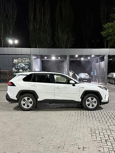 toyota rav4: Toyota RAV4: 2020 г., 2.5 л, Автомат, Гибрид, Кроссовер — 2