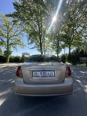 Daewoo Lacetti: 2004 г., 1.6 л, Автомат, Бензин, Седан