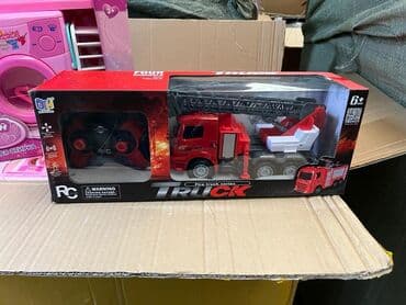 Пожарная и строительная машина на радиоуправлении, на пульте