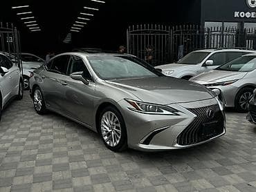 Lexus ES: 2018 г., 0.5 л, Автомат, Гибрид