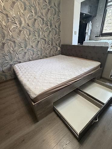 bed sheet: Двуспальная кровать, Б/у, С мягким изголовьем, длина - 210 см — 5