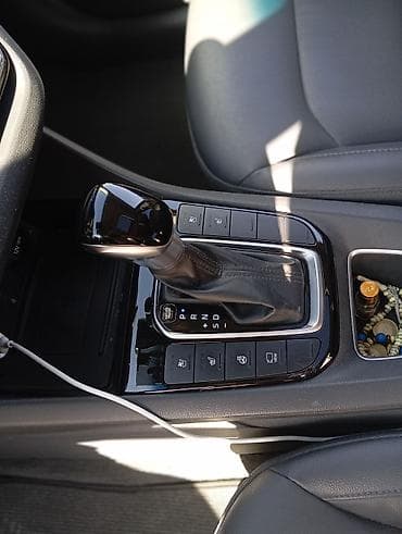 хендай ioniq: Hyundai Ioniq: 2019 г., 1.6 л, Гибрид, Хэтчбэк — 8