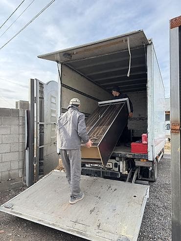 манипулятор услуги: Грузоперевозки и такелаж с гидробортом - Фургоны с гидробортом для — 1