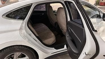 реалии: Hyundai Sonata: 2020 г., 2 л, Автомат, Газ, Седан — 6