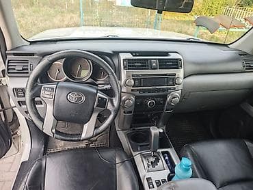 4 4: Toyota 4Runner: 2010 г., 4 л, Автомат, Бензин, Внедорожник — 6