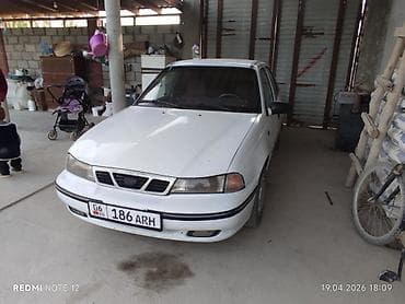 Daewoo Nexia: 1996 г., Седан