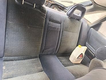 Унаа: Mazda 626: 1989 г., Кол менен иштөөчү, Бензин, Седан — 5
