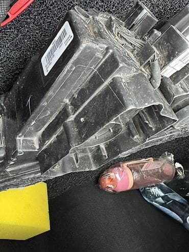 shadow line: Передняя левая фара Hyundai — 1