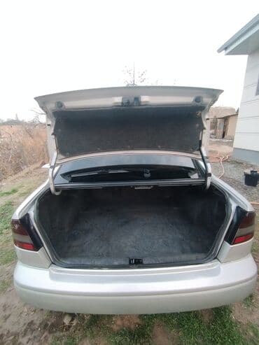 купить авто с пробегом от хозяина: Subaru Legacy: 2000 г., 2 л, Автомат, Газ, Седан — 8