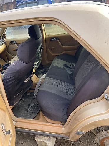 магнитофон на мерс: Mercedes-Benz W124: 1988 г., 2.6 л, Механика, Бензин, Седан — 6