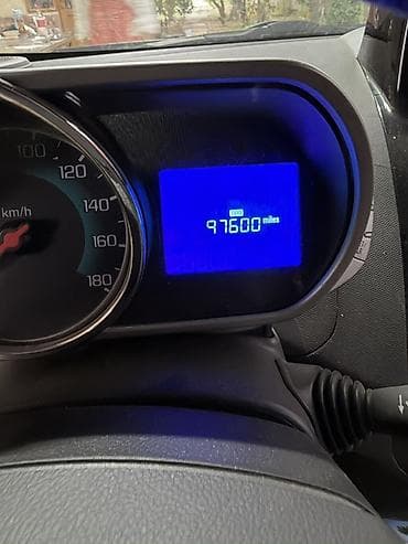 Транспорт: Chevrolet Spark: 2015 г., 0.1 л, Автомат, Бензин, Хэтчбэк — 6