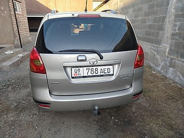 daf tandem: Toyota Corolla Verso: 2003 г., 1.8 л, Автомат, Бензин, Минивэн — 2