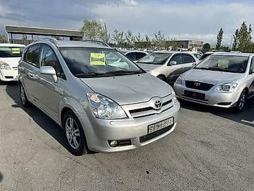Toyota: Toyota Corolla Verso: 2005 г., 1.8 л, Механика, Бензин, Универсал — 2