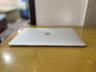 i5 7: MacBook Air 13" (серебристый) с комплектным зарядным устройством USB‑C — 5