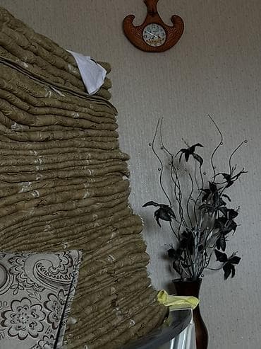 ош кресло: Жаккард, Жарык өткөрбөөчү, Даяр буюм, Колдонулган, Уктоочу бөлмө үчүн — 1