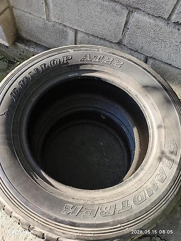 корки: Шины 285 / 60 / R 18, Всесезонная, Б/у, Пара, Внедорожные (АТ/МТ), Dunlop — 2
