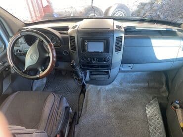 Продажа авто: Mercedes-Benz Спринтер: 2010 г., 3.2 л, Механика, Дизель, Бус — 5