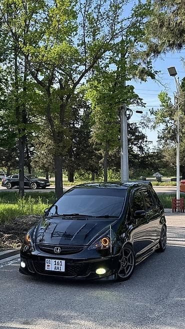 хит машина: Honda Fit: 2002 г., 1.5 л, Вариатор, Бензин, Хэтчбэк — 1