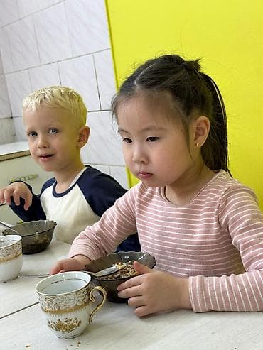 стол для чтения: Детский центр раннего развития - Занятия для дошкольников в — 4